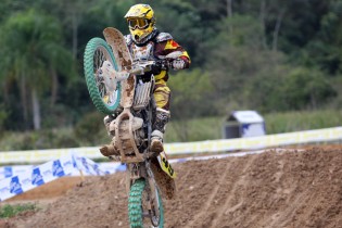 O que � que vai dar isso? Na etapa do Riffel MX em Massaranduba...
