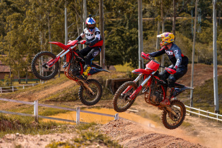 A Federa��o Catarinense de Motociclismo (FCM) deu um passo importante para o desenvolvimento do esporte no estado ao oficializar, nesta �ltima sexta-feira, um adendo ao regulamento t�cnico para a temporada 2026. 