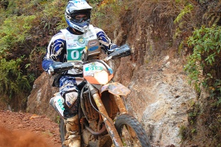 Cascaes e Possamai s�o os destaques catarinenses no 28� Enduro da Independ�ncia