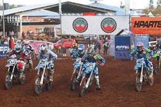 ESPECIAL - Grandes disputas na terceira etapa do Catarinense de SX em Curitibanos
